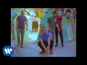 Coldplay с новым клипом 2016 года на песню — Birds