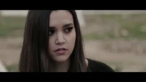 Megan Nicole с новым клипом на кавер песни James Bay — Let It Go